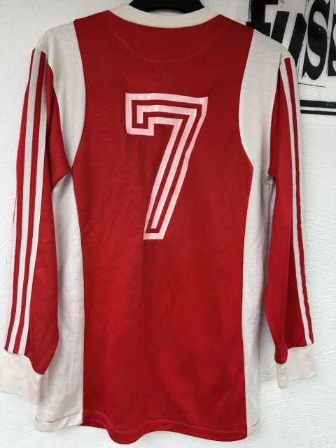 Hölzenbein Bernd Trikot, Rückseite, 1977/78