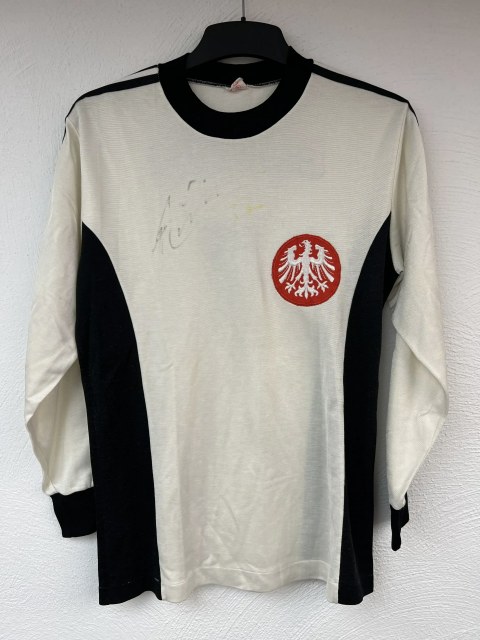 Hölzenbein Bernd Trikot, Vorderseite, 1976/77