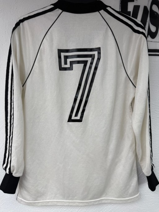 Hölzenbein Bernd Trikot, Rückseite, 1979/80