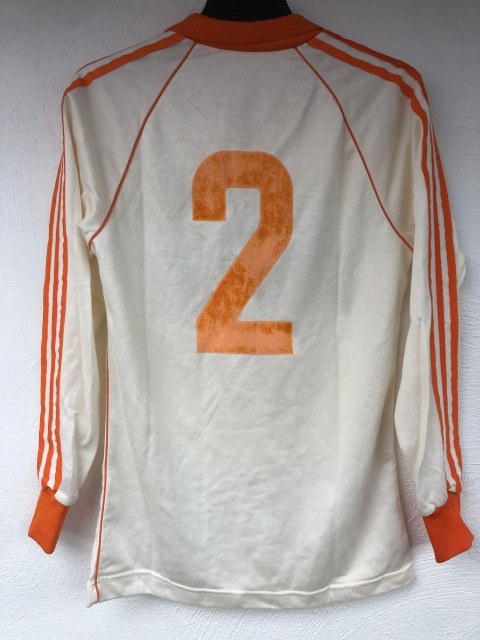 Sziedat Michael Trikot, Rückseite, 1982/83