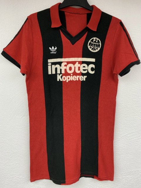 Heimtrikot 1983/84, Mehrere