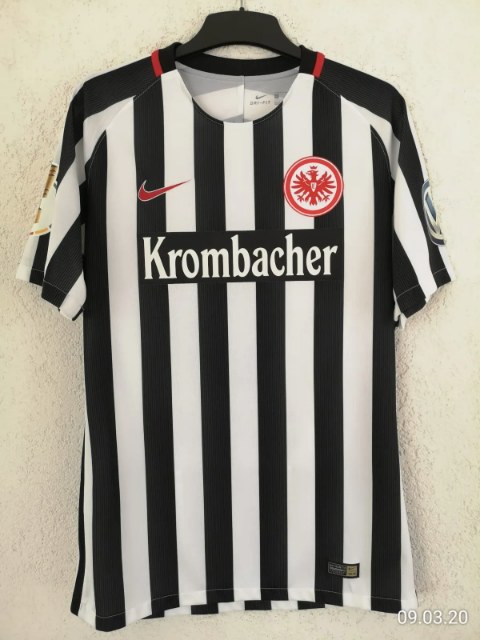Oczipka Bastian Trikot, Vorderseite, 2016/17