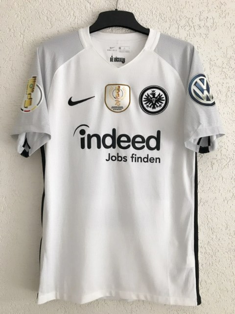 Hasebe Makoto Trikot, Vorderseite, 2017/18