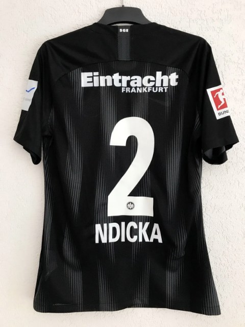 Ndicka Evan Trikot, Rückseite, 2018/19