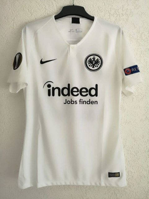 Hasebe Makoto Trikot, Vorderseite, 2018/19