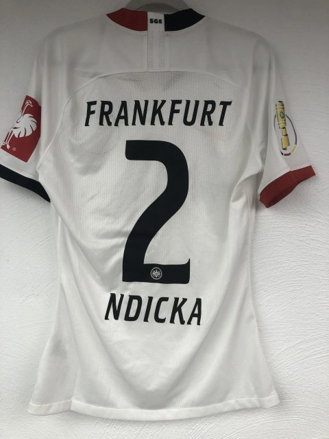 Ndicka Evan Trikot, Rückseite, 2019/20