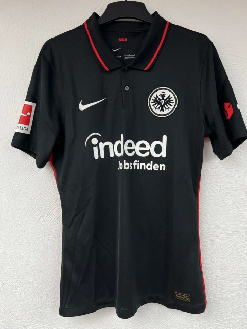 Hasebe Makoto Trikot, Vorderseite, 2021/22