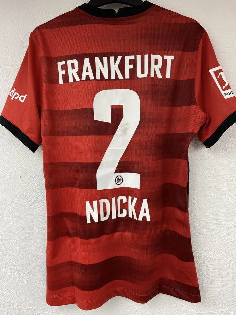 Ndicka Evan Trikot, Rückseite, 2021/22