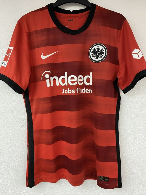 Ausweichtrikot 2021/22, Ndicka Evan