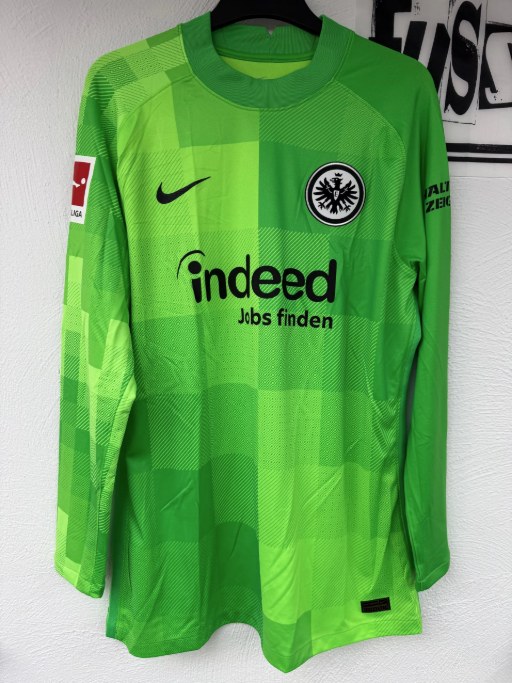 Trapp Kevin Trikot, Vorderseite, 2021/22