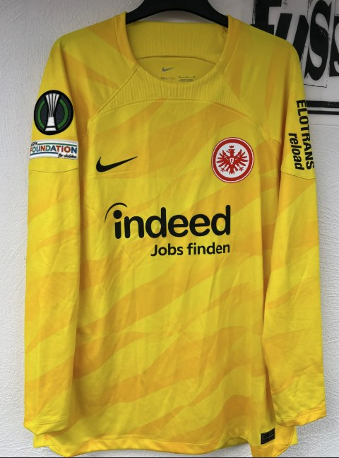 Trapp Kevin Trikot, Vorderseite, 2023/24