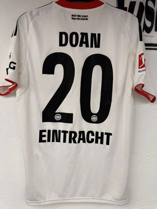 Doan Ritsu Trikot, Rückseite, 2025/26