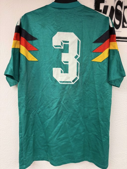 Brehme Andreas Trikot, Rückseite, 1990/91