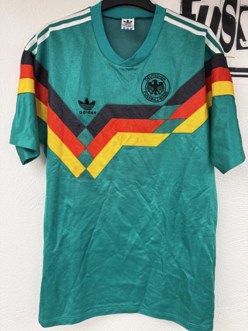 Brehme Andreas Trikot, Vorderseite, 1990/91